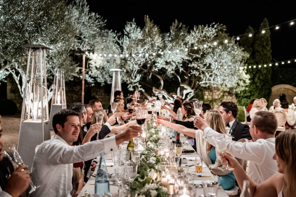 Wedding, guest at the table