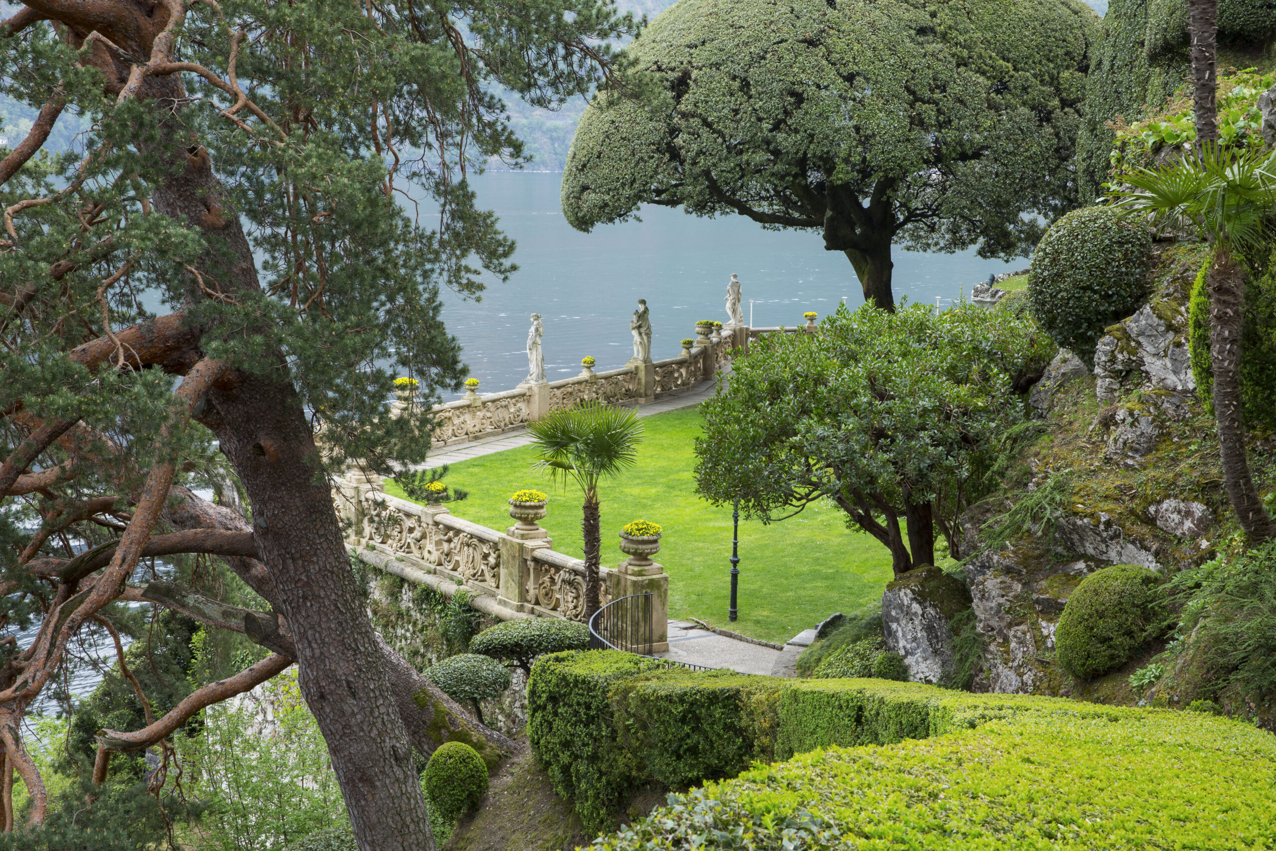 Villa del Balbianello gardens
