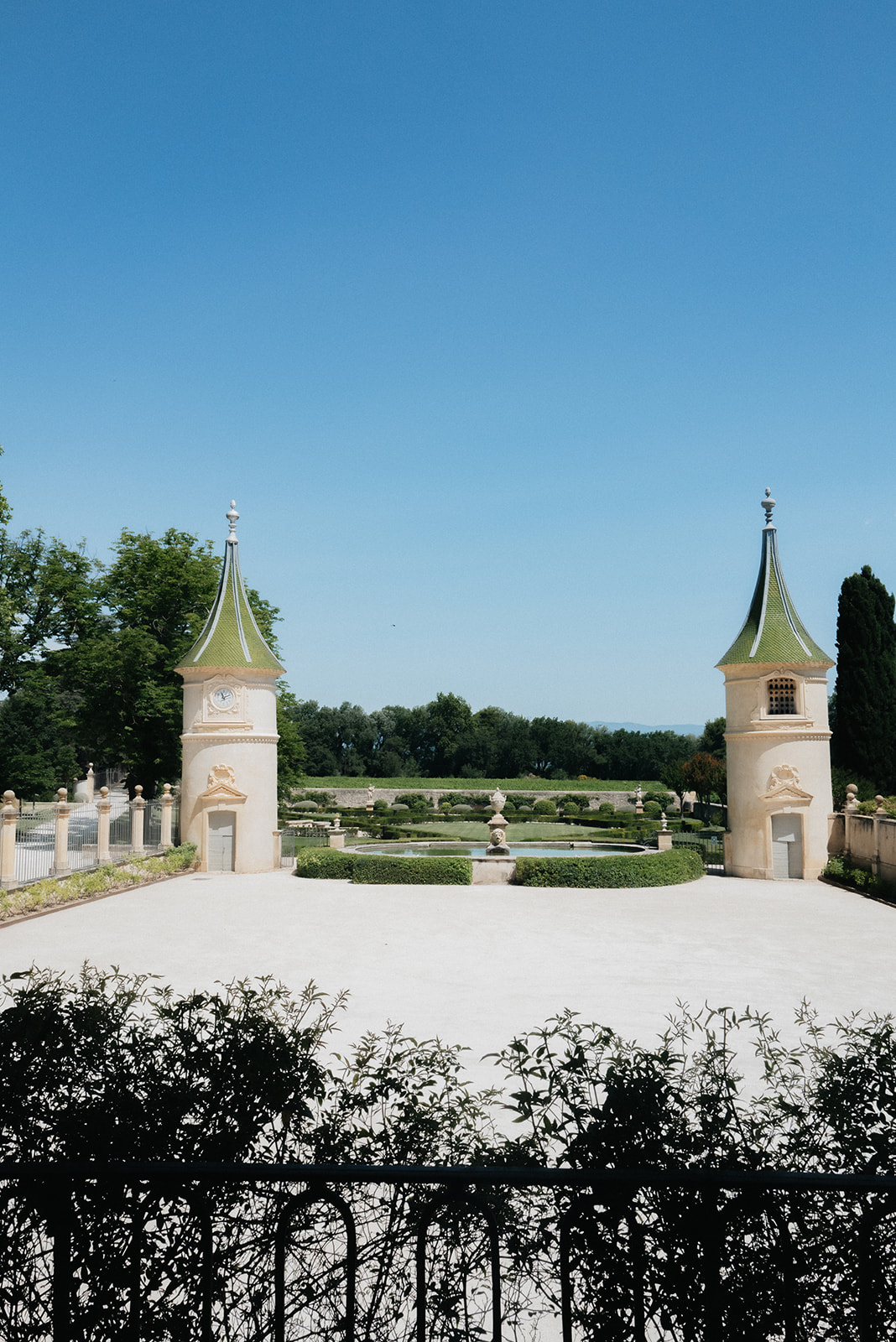 Wide view on the gardens at Chateau FOnscolombes for seminar we planned there