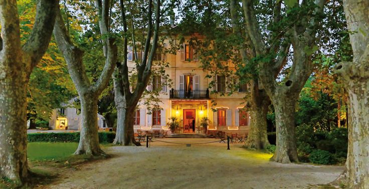 Chateau des Alpilles Wedding elope With allure Chateau des Alpilles outdoor wedding ceremony