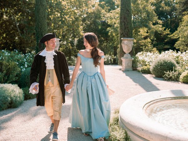 Fun garden party in costumes d'époque! Unique & memorable gift for the guests who had a very unique experience.