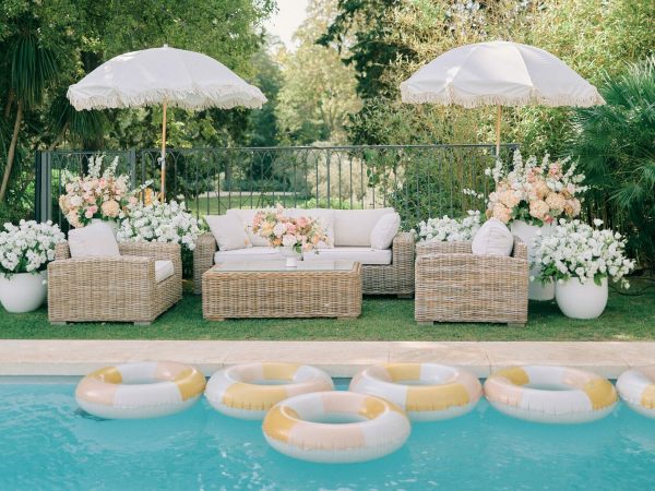 Color-chic Pool Party at Chateau d'Estoublon by the international wedding planner, best france wedding planner